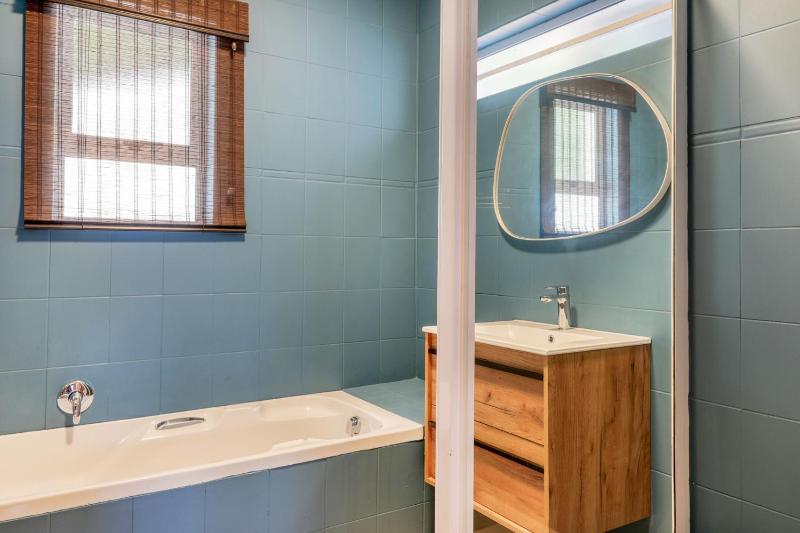 Camps Bay Glen Authentic Villa - image 10