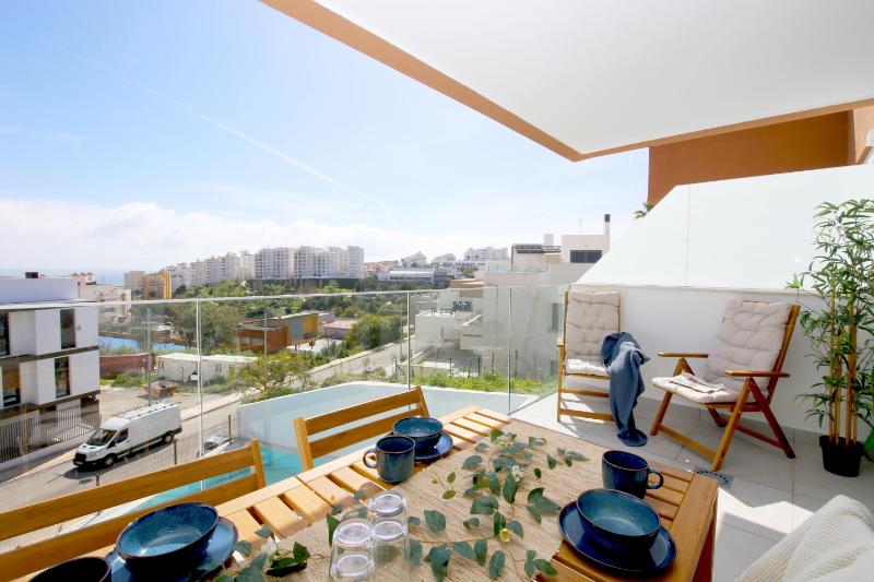 Estepona Town Luxury Apartment BODIRA - image 1