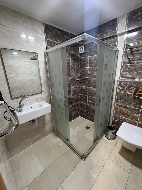 Standard Quadruple Room image 3