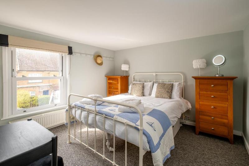 Sleepers Cottage - image 29