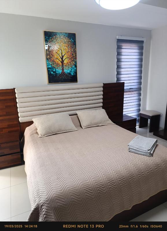 Hermoso Apartamento de 2 habitaciones en Avenida Bush - image 13
