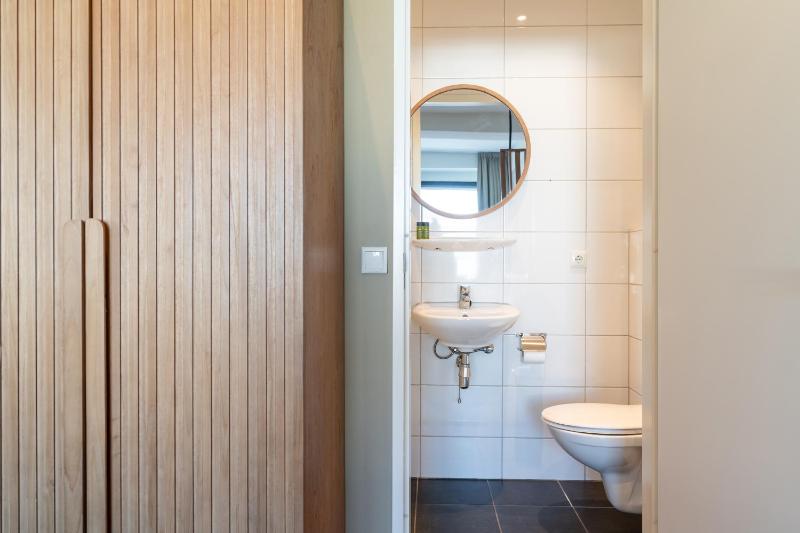 Studio Apartment image 3