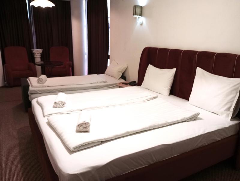 RHC Royal Hotel - image 15