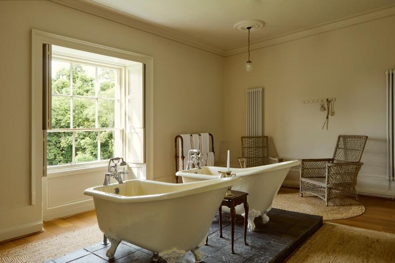 Superior Double Room image 3