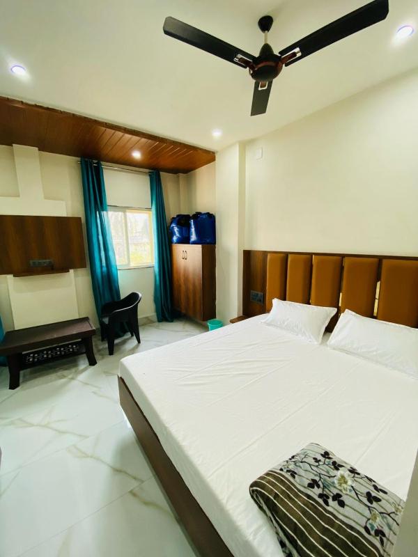 Gyanav Hotel and Restaurant - image 14