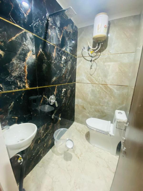 Gyanav Hotel and Restaurant - image 10