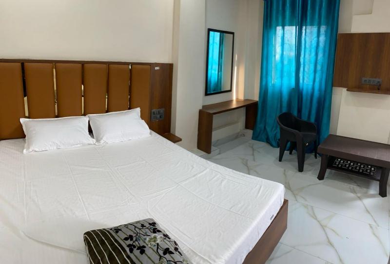 Gyanav Hotel and Restaurant - image 16