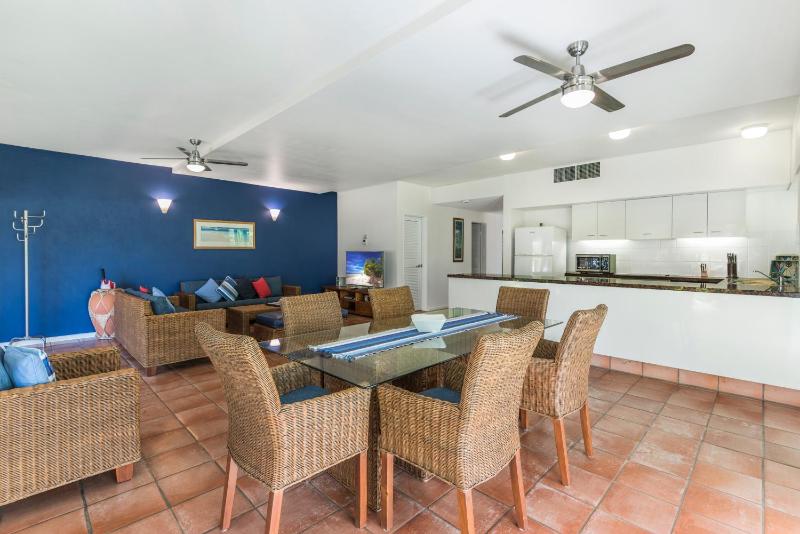 Balboa Apartments - image 42