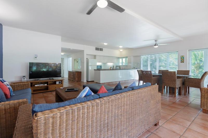 Balboa Apartments - image 12