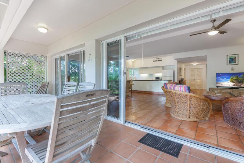 Balboa Apartments - image 6