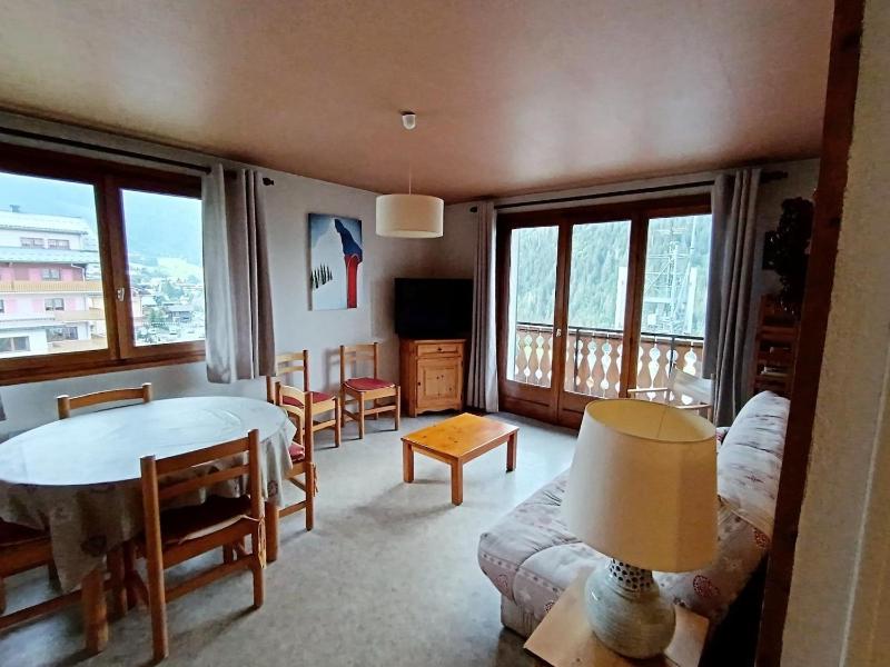 Apartment near centre Chatel with balcony - image 1