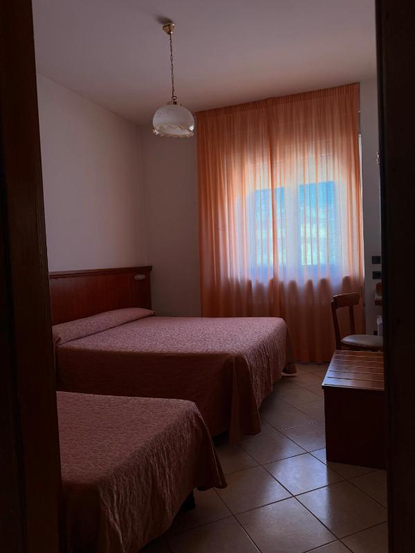 Triple Room image 1