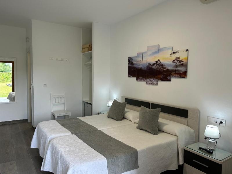 Superior Double Room image 4
