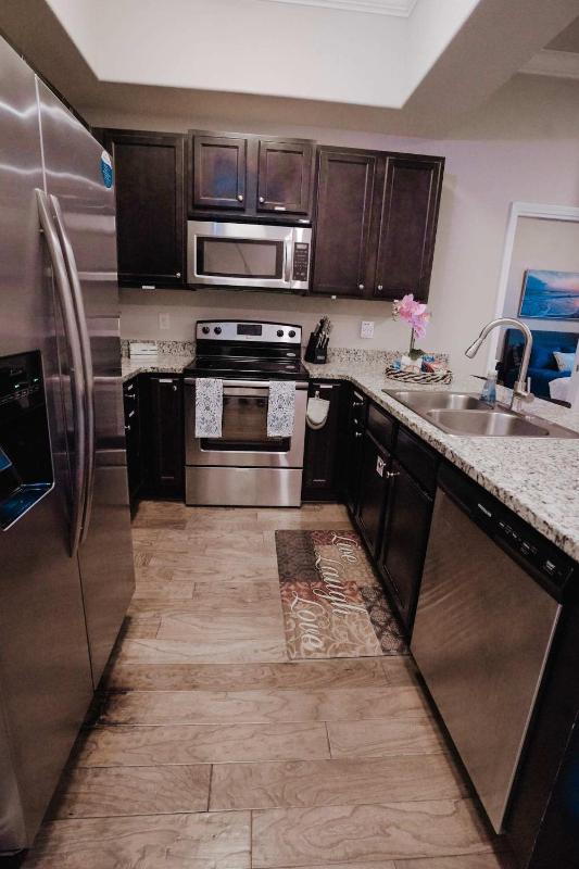Beachside Bliss- Suite is Minutes from Beach Pool Hot Tub Near Golf - image 16
