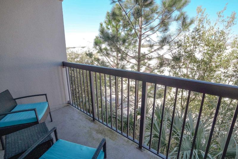 Beachside Bliss- Suite is Minutes from Beach Pool Hot Tub Near Golf - image 11