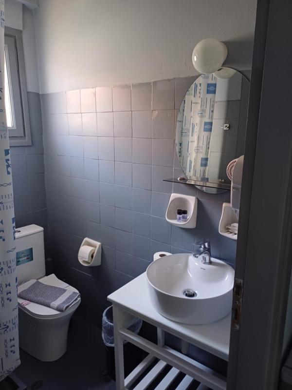 Triple Room with Garden View image 1