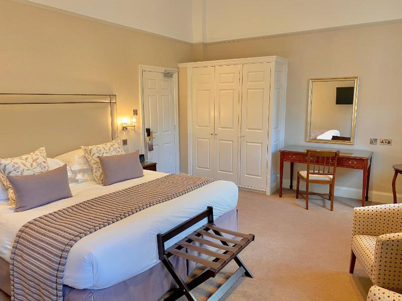 Classic Room image 1