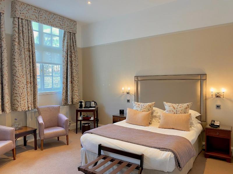 Classic Room image 2