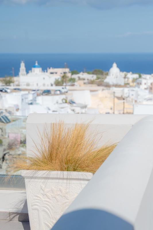 Standard Double or Twin Room with Sea View image 2