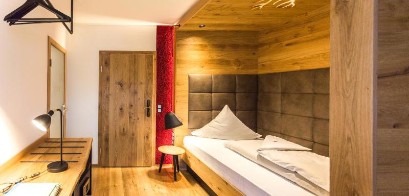 Superior Single Room image 4