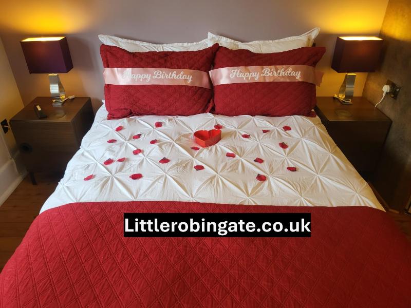 Little Robin Gate - Free Parking - Central - 10 min Walk to Train Station - image 15