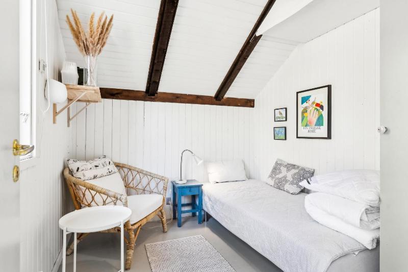 Enjoy The Peace And Charm Of This Cosy Little Holiday Home Surrounded By Forest And Nature Close To Ebeltoft And Family Attractions - image 10
