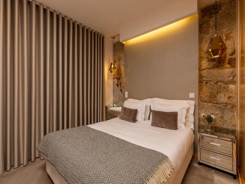 Apartment in Vila Nova de Gaia - image 22