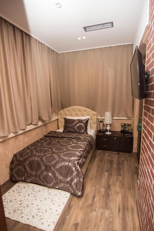 Comfort Single Room image 3
