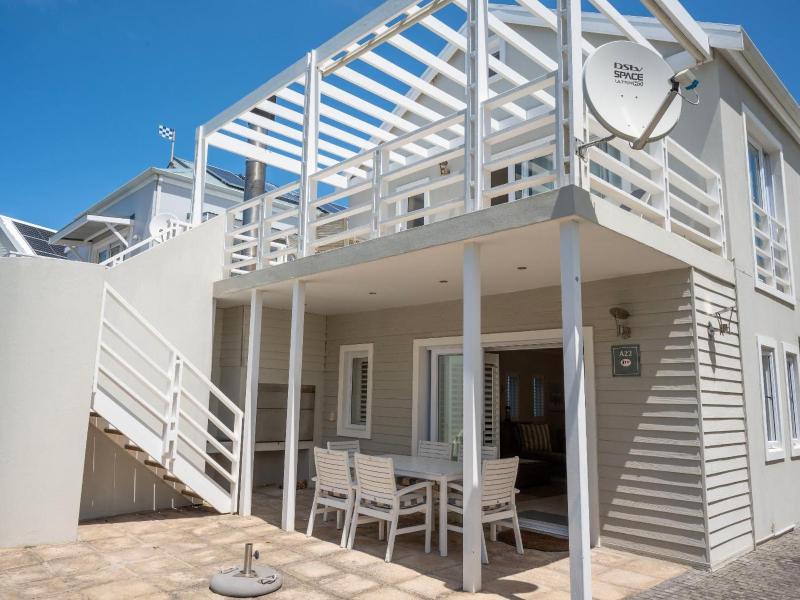 Thesen Island Villas - image 9