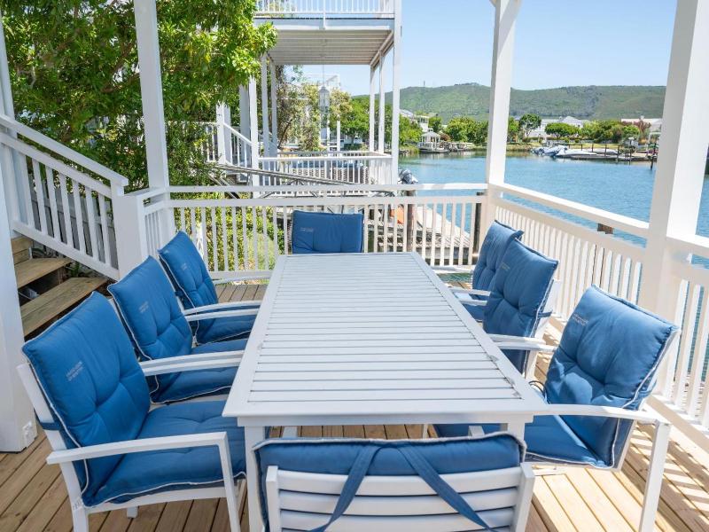 Thesen Island Villas - image 8