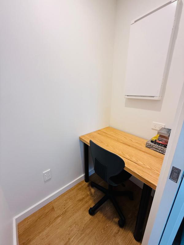 Stylish 2 bedrooms townhouse in central Wellington - image 22