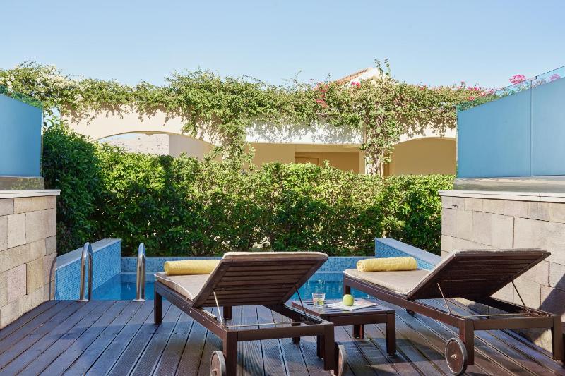 Family Suite with Private Pool and Garden View image 4