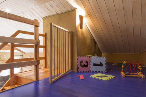 Three-Bedroom House image 3