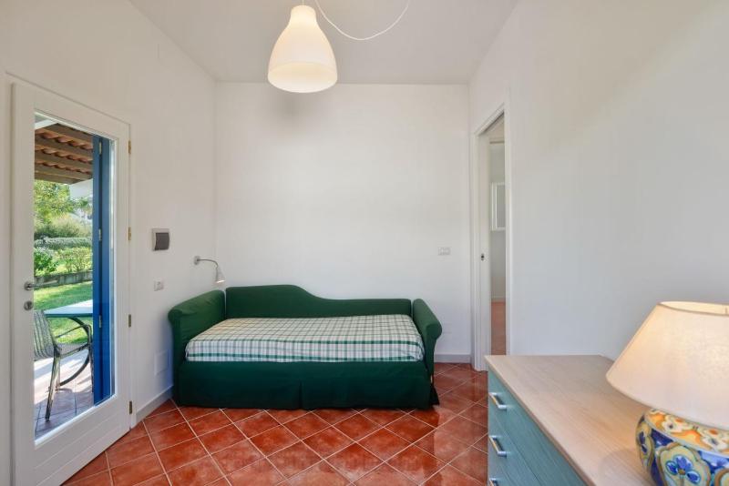 Apartment with Garden - Ground Floor image 3