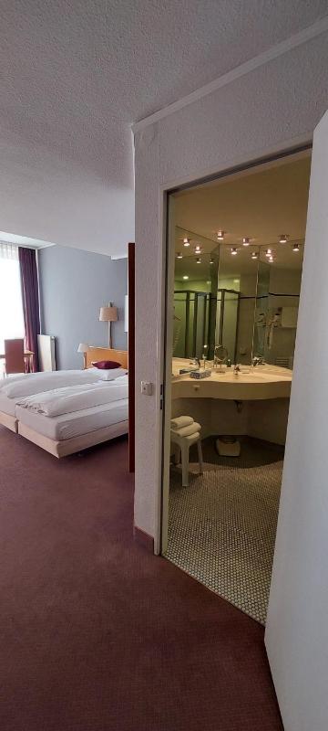 Triple Room image 3
