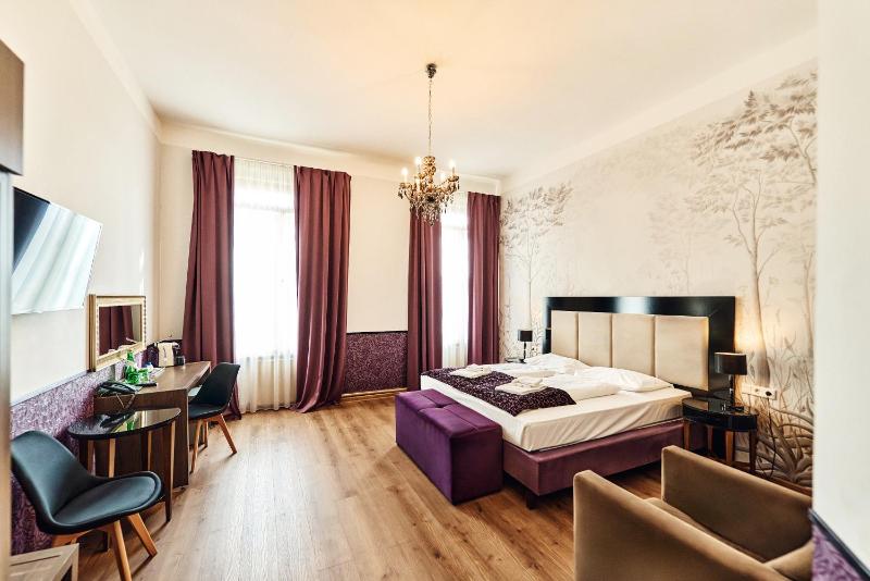 Comfort Double Room image 3