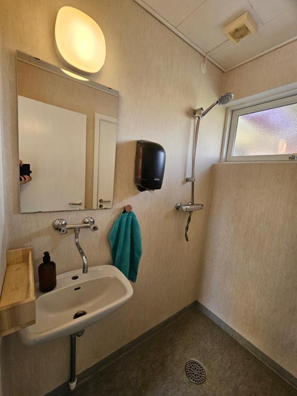Quadruple Room image 2
