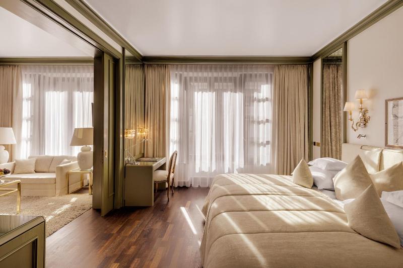Executive Suite image 1