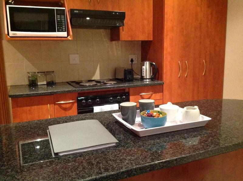 Fully Furnished Monthly Stay in Pentagon Park - image 13