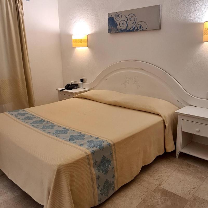 Superior Double or Twin Room image 2