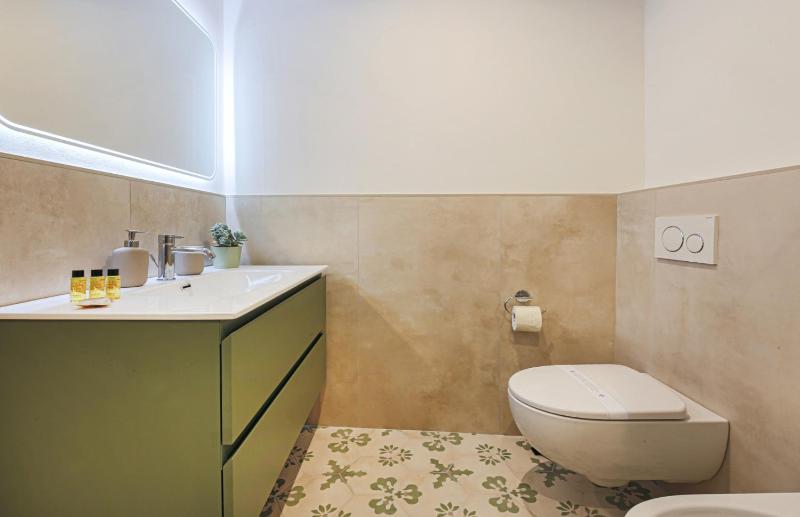 Apartments Florence - Matilda's Dream with balcony - image 3