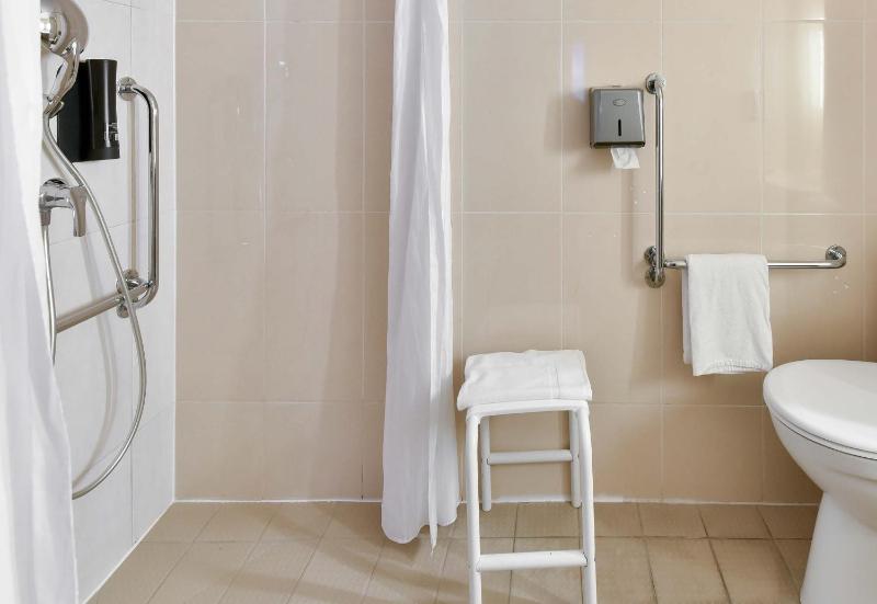 Double Room - Disability Access image 1