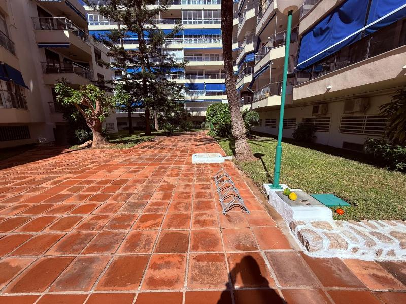 APARTAMENTO EN EL CENTRO CERCA DE La PLAYA - image 13