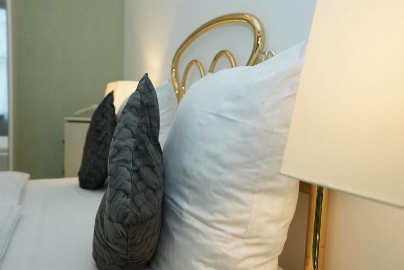 Suite image 3