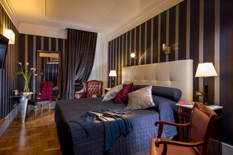 The Inn at the Spanish Steps Prestige Collection - MDR Penthouse - image 6