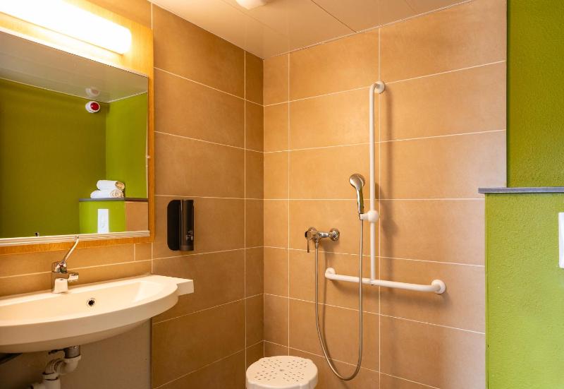 Double Room - Disability Access image 2