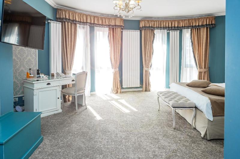 Junior Suite image 4
