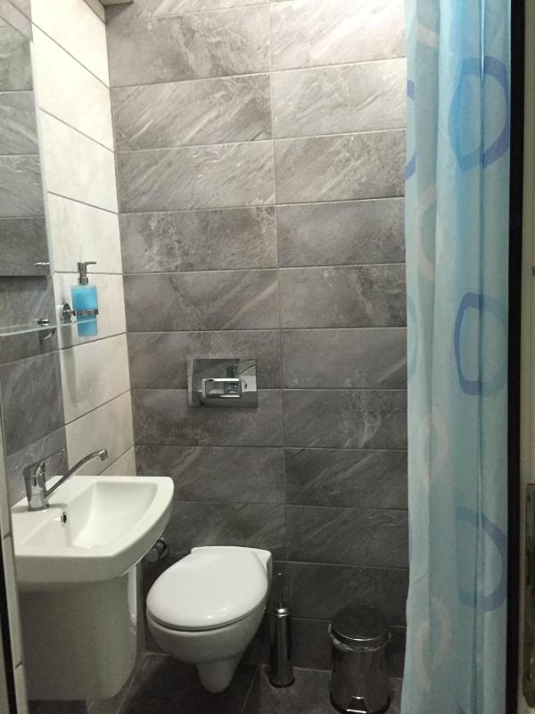 Basic Single Room image 2