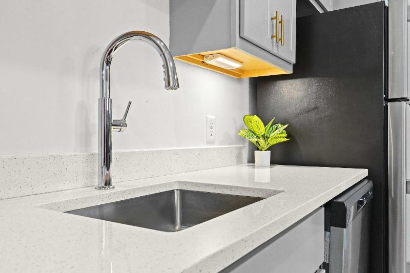 Modern Space in the Vibrant Louisville #110 - image 30