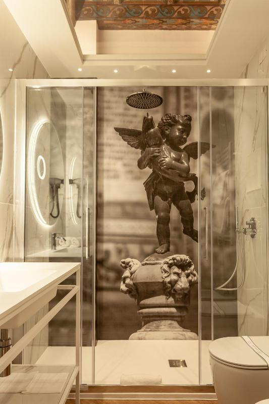  Double PHOTOGRAPH Deluxe image 3